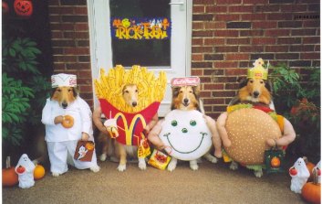 doggies-in-halloween-costumes.jpg
